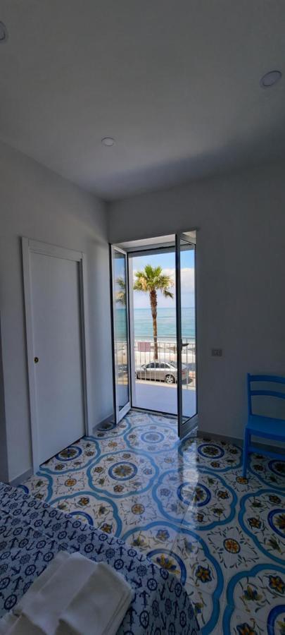 B & Beach Agropoli Bagian luar foto