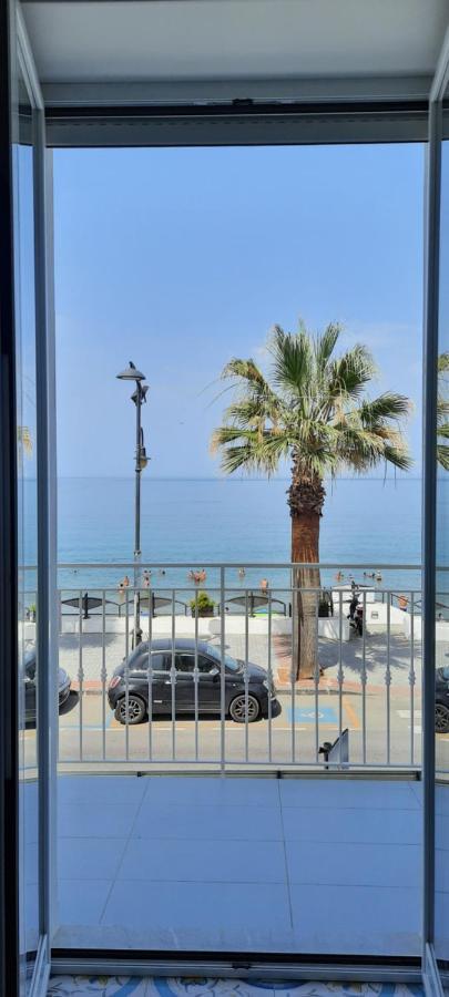 B & Beach Agropoli Bagian luar foto